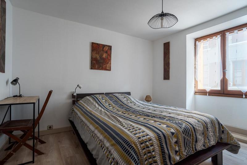 Maison - 315 m² - 12 pièces