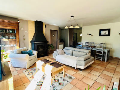 Maison - 135 m² - 7 pièces