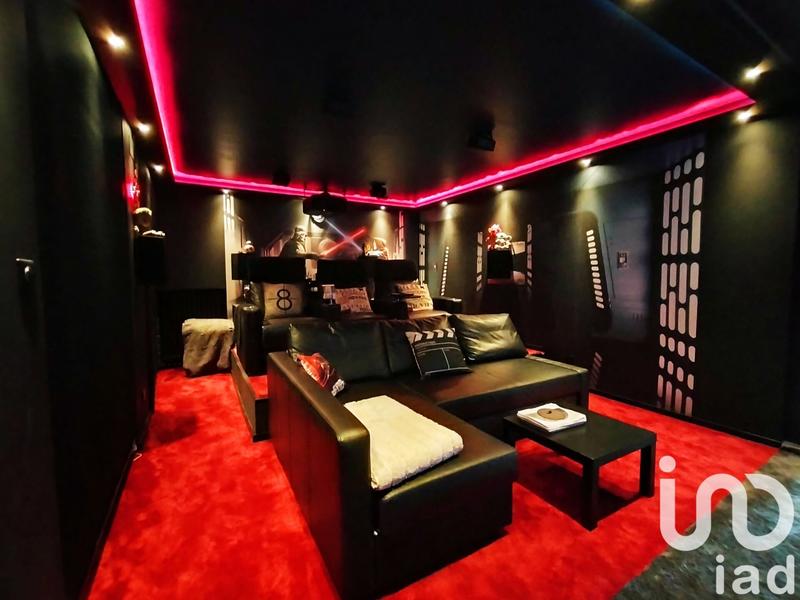 Maison - 342 m² - 14 pièces