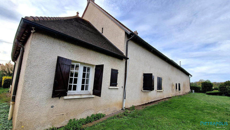 Maison ancienne - 232 m² - 8 pièces