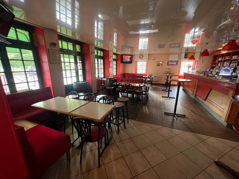 Immeuble - 300 m² - 7 pièces