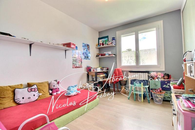 Maison - 161 m² - 7 pièces