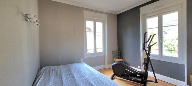 Maison - 160 m² - 8 pièces