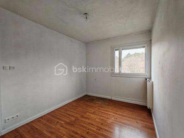 Appartement - 88 m² - 5 pièces
