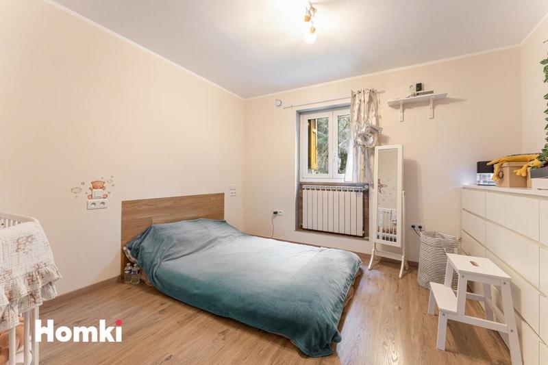 Maison - 210 m² - 6 pièces