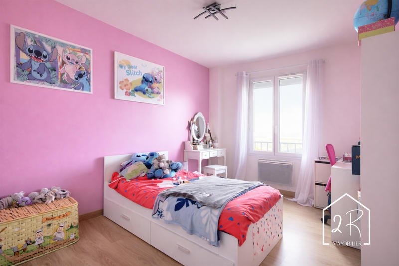 Maison - 90 m² - 4 pièces