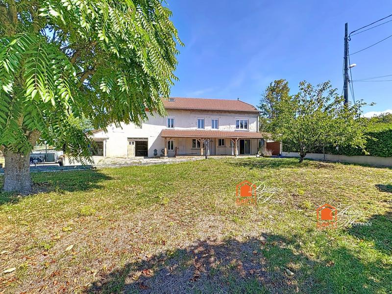 Maison - 152 m² - 7 pièces