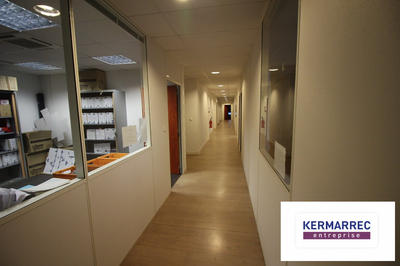 Bureau - 485 m²