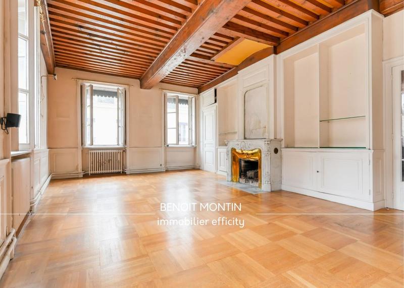 Appartement - 140 m² - 5 pièces