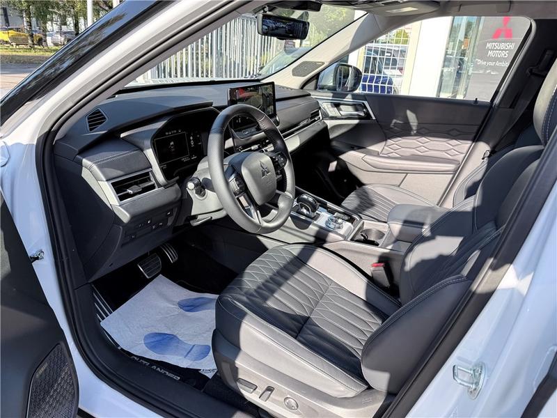 Mitsubishi Outlander IV 2.4 Mivec Phev 306 4wd Instyle