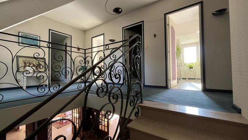 Maison - 190 m² - 6 pièces