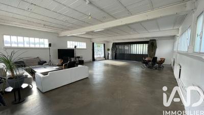 Loft - 245 m² - 4 pièces