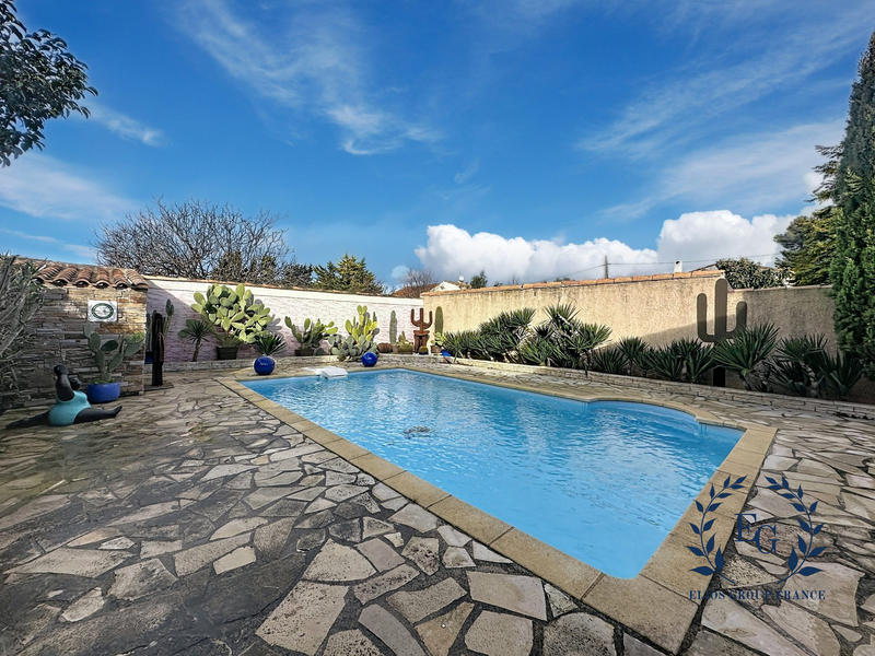 Maison - 101 m² - 5 pièces