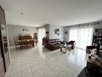 Maison - 112 m² - 5 pièces