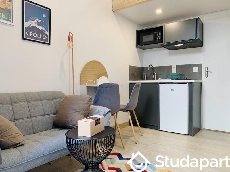 Appartement - 15 m² - 1 pièce