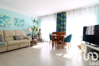 Appartement - 100 m² - 3 pièces