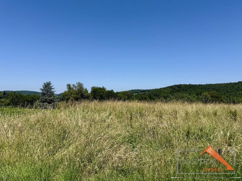 Terrain constructible - 1 524 m²