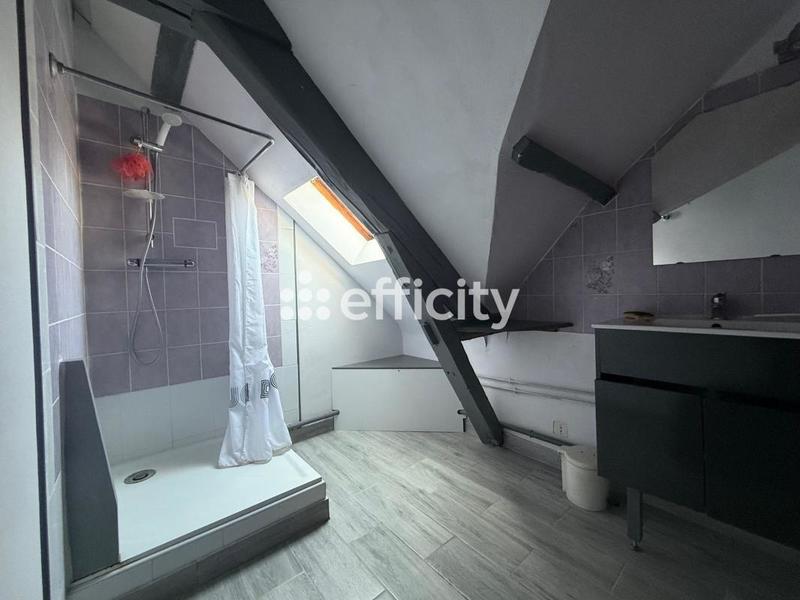 Maison - 192 m² - 7 pièces