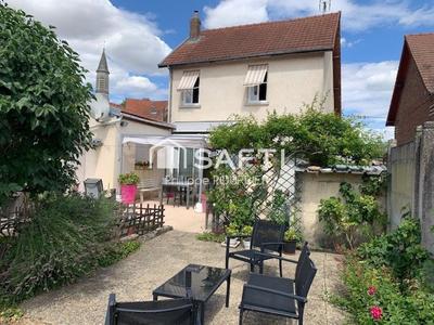 Maison - 112 m² - 4 pièces