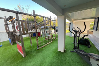 Villa - 170 m² - 6 pièces