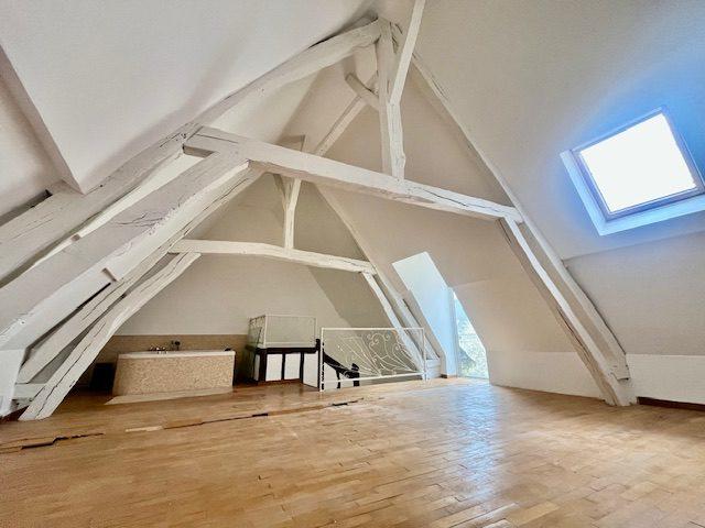 Maison ancienne - 170 m² - 6 pièces