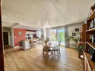 Maison - 87 m² - 5 pièces