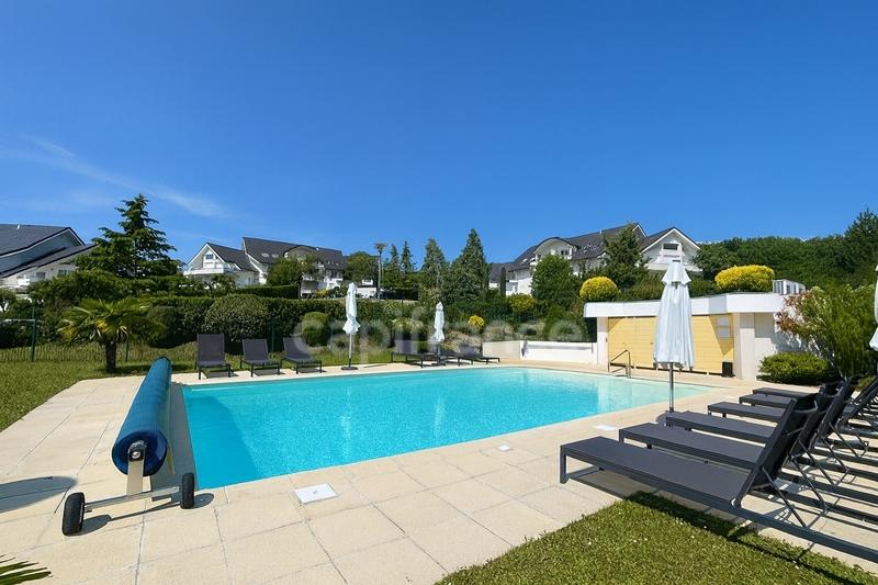 Appartement - 106 m² - 4 pièces