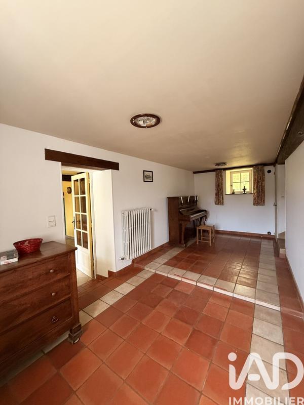 Maison - 230 m² - 7 pièces