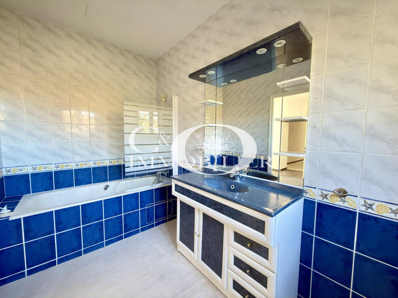 Maison - 153 m² - 6 pièces