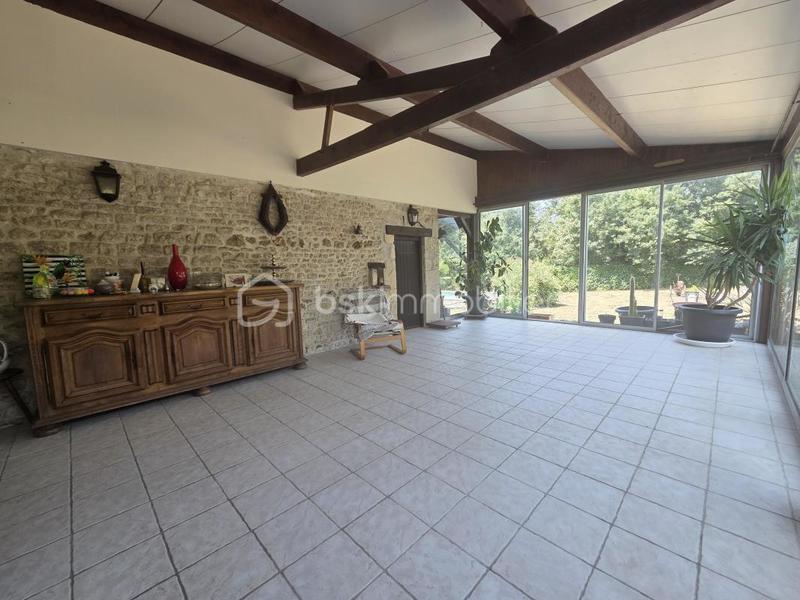 Maison - 277 m² - 6 pièces