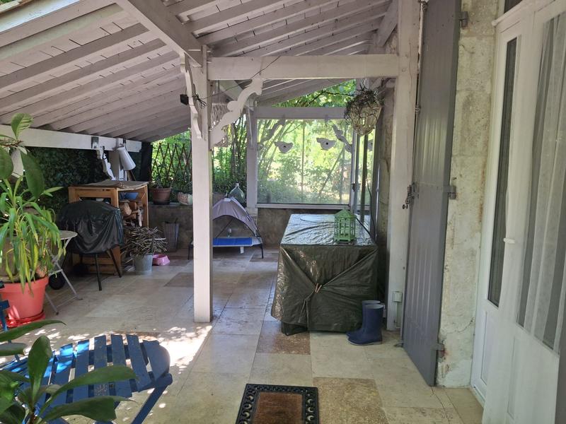 Maison traditionnelle - 161 m² - 6 pièces