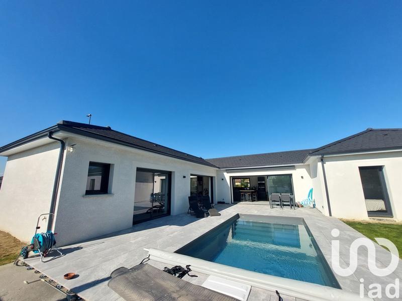 Maison - 140 m² - 5 pièces