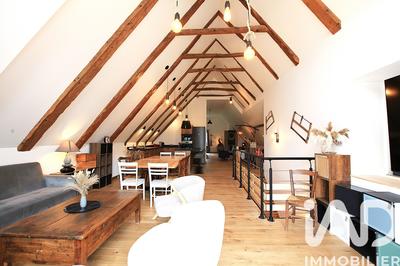 Maison - 206 m² - 7 pièces