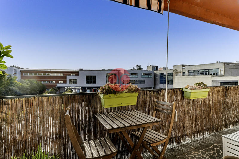 Appartement - 102 m² - 4 pièces