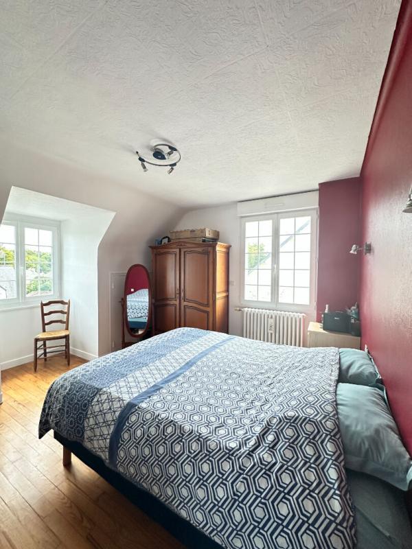 Maison - 142 m² - 7 pièces