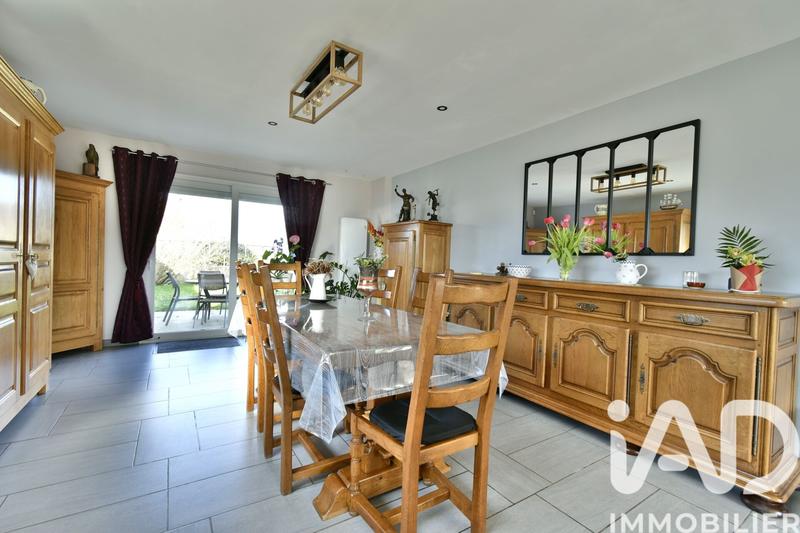 Maison - 179 m² - 8 pièces