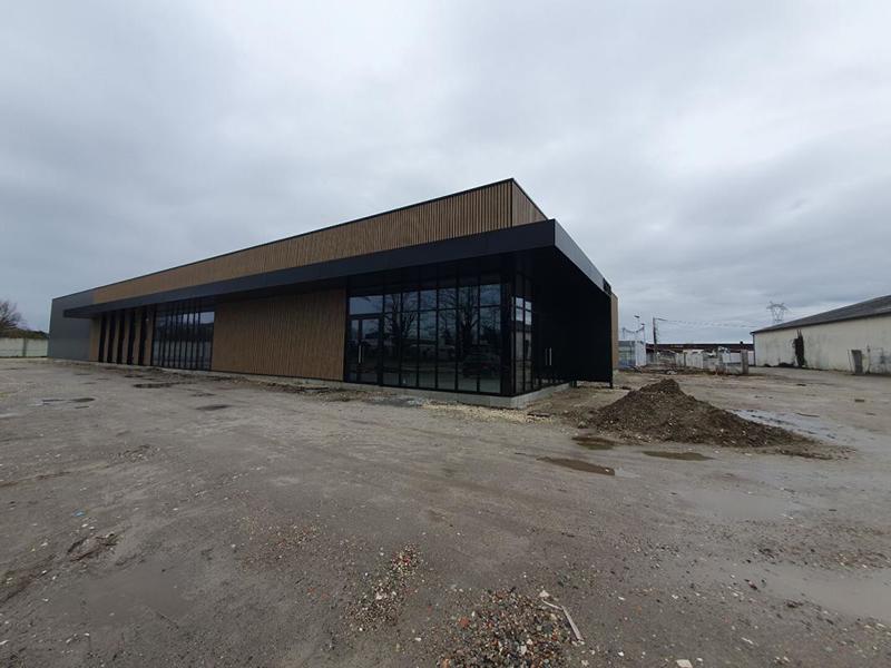 Local commercial - 350 m²