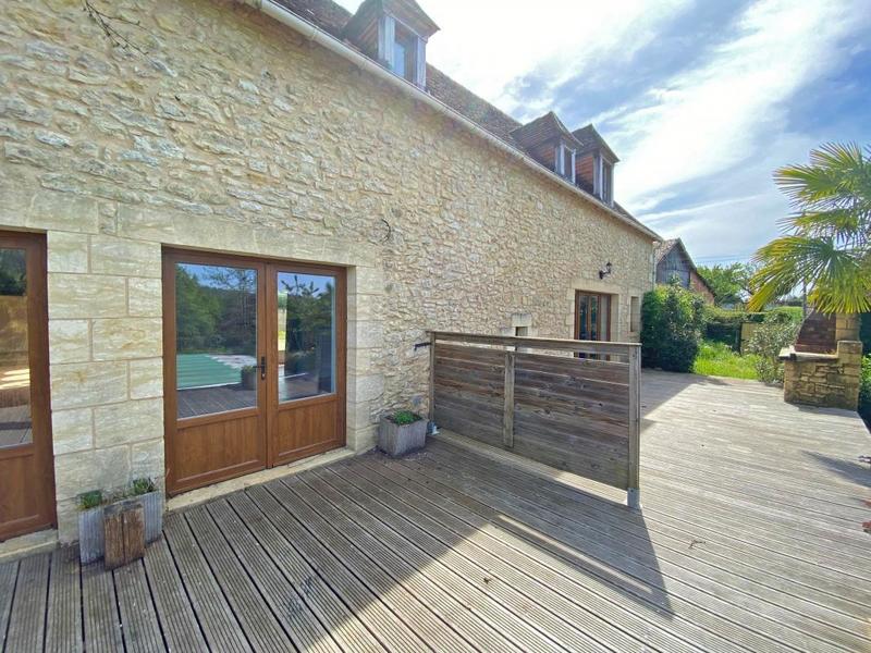 Propriété - 288 m² - 8 pièces