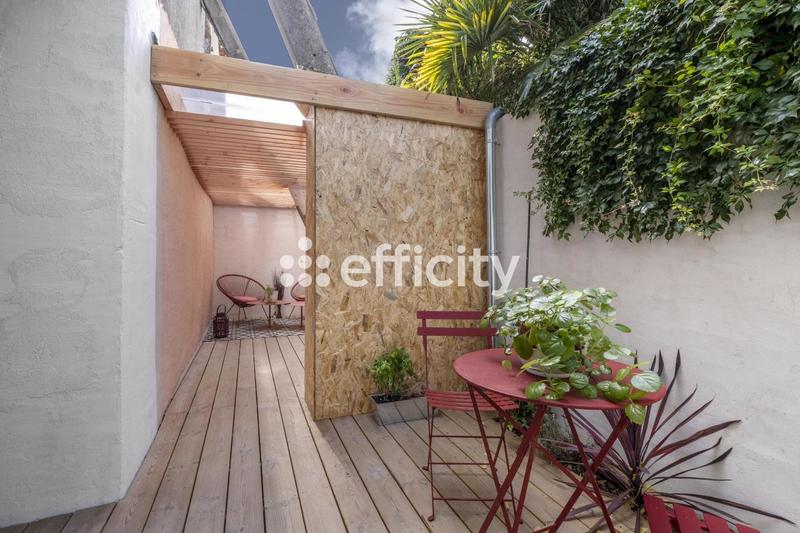 Maison - 185 m² - 5 pièces