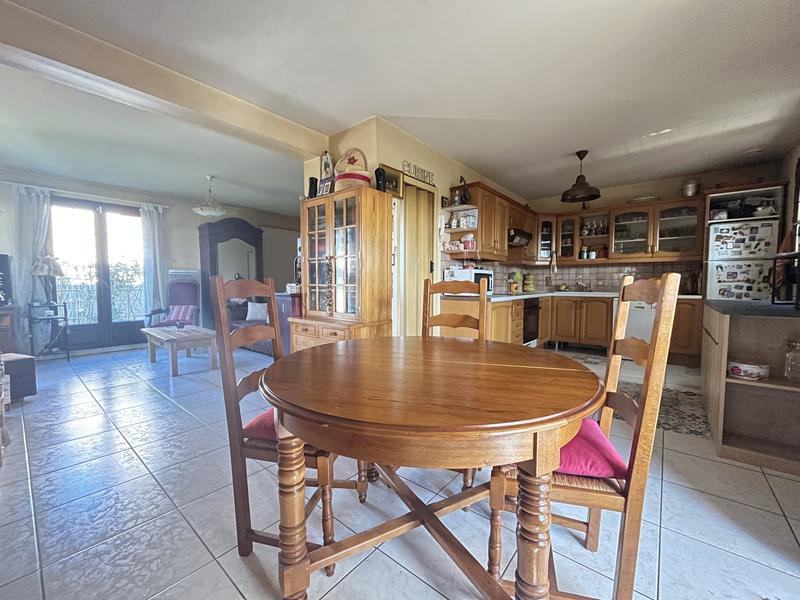 Maison - 123 m² - 5 pièces