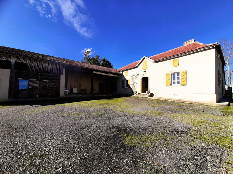 Maison - 194 m² - 5 pièces