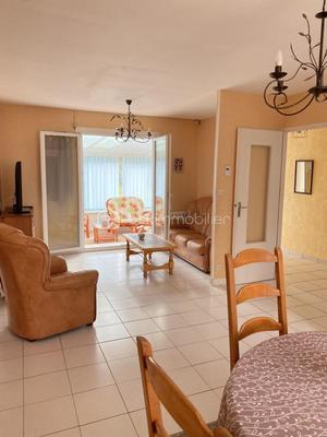 Maison traditionnelle - 106 m² - 5 pièces