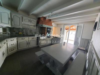 Maison - 139 m² - 5 pièces