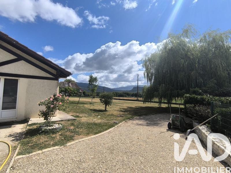 Maison - 180 m² - 8 pièces