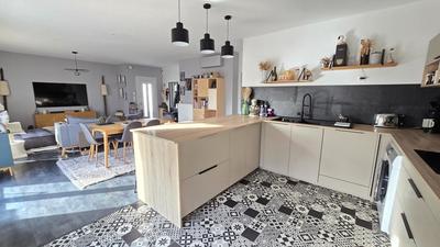 Appartement - 77 m² - 3 pièces