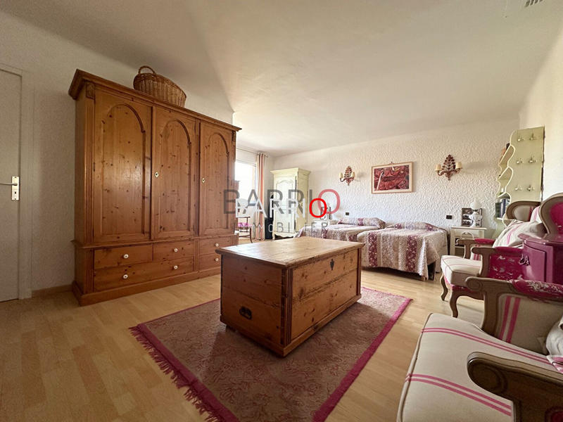 Appartement - 142 m² - 6 pièces