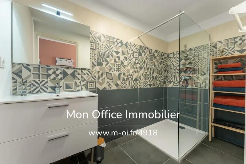 Appartement - 128 m² - 3 pièces