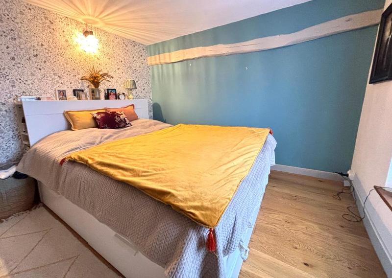 Maison - 200 m² - 7 pièces