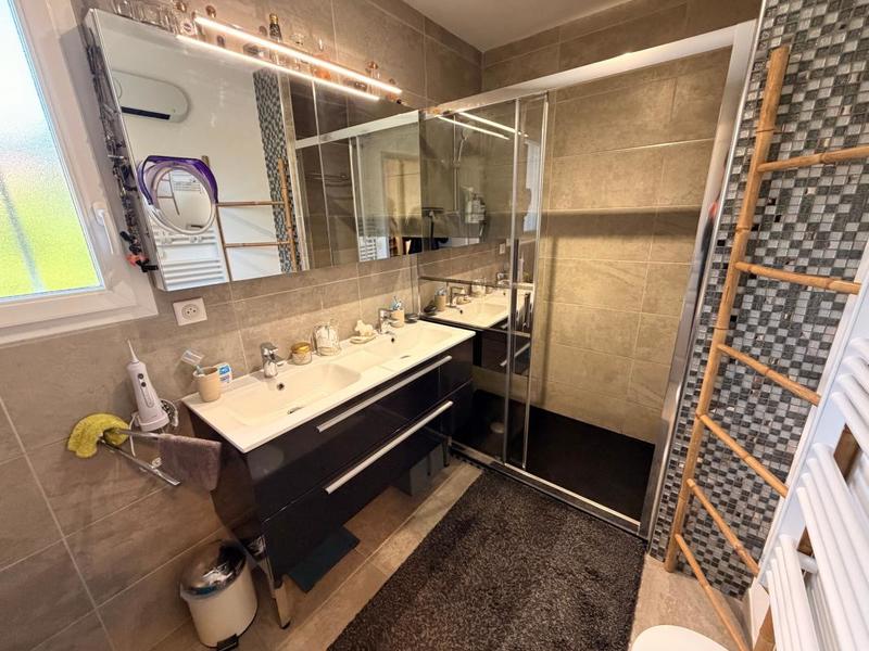 Maison - 123 m² - 4 pièces