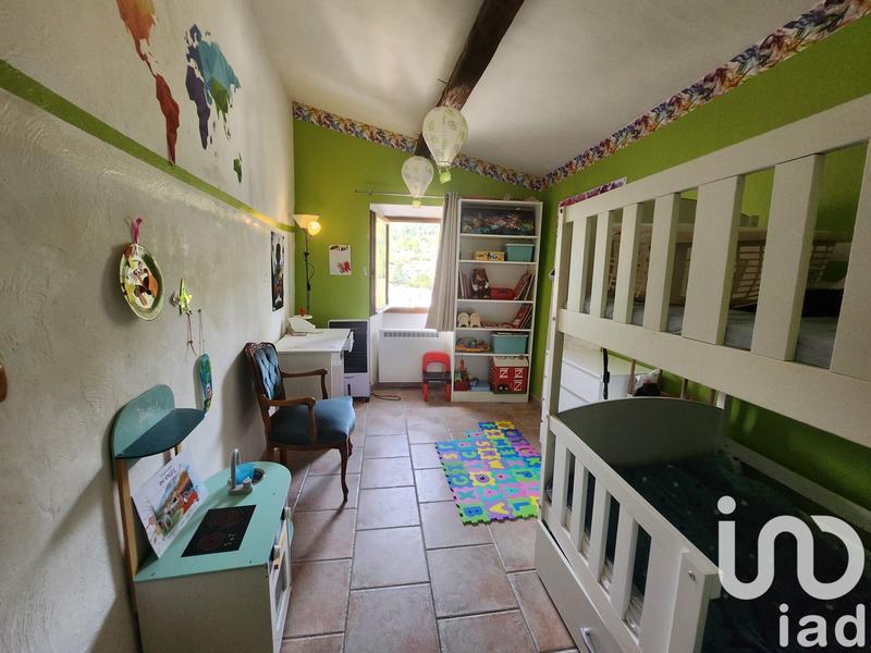 Maison - 97 m² - 5 pièces